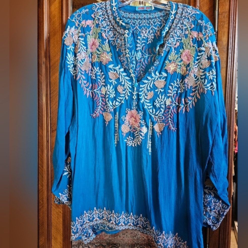 Gorgeous Blue Johnny Was Blouse